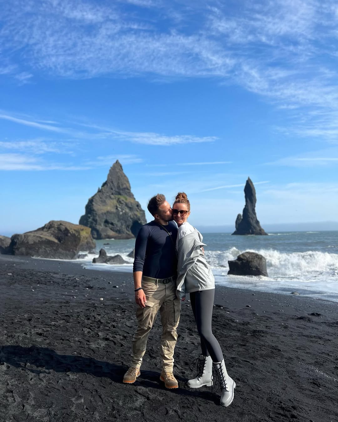 Зірка "Холостяка" зачарувала новим фото новонародженого сина: на кого він схожий