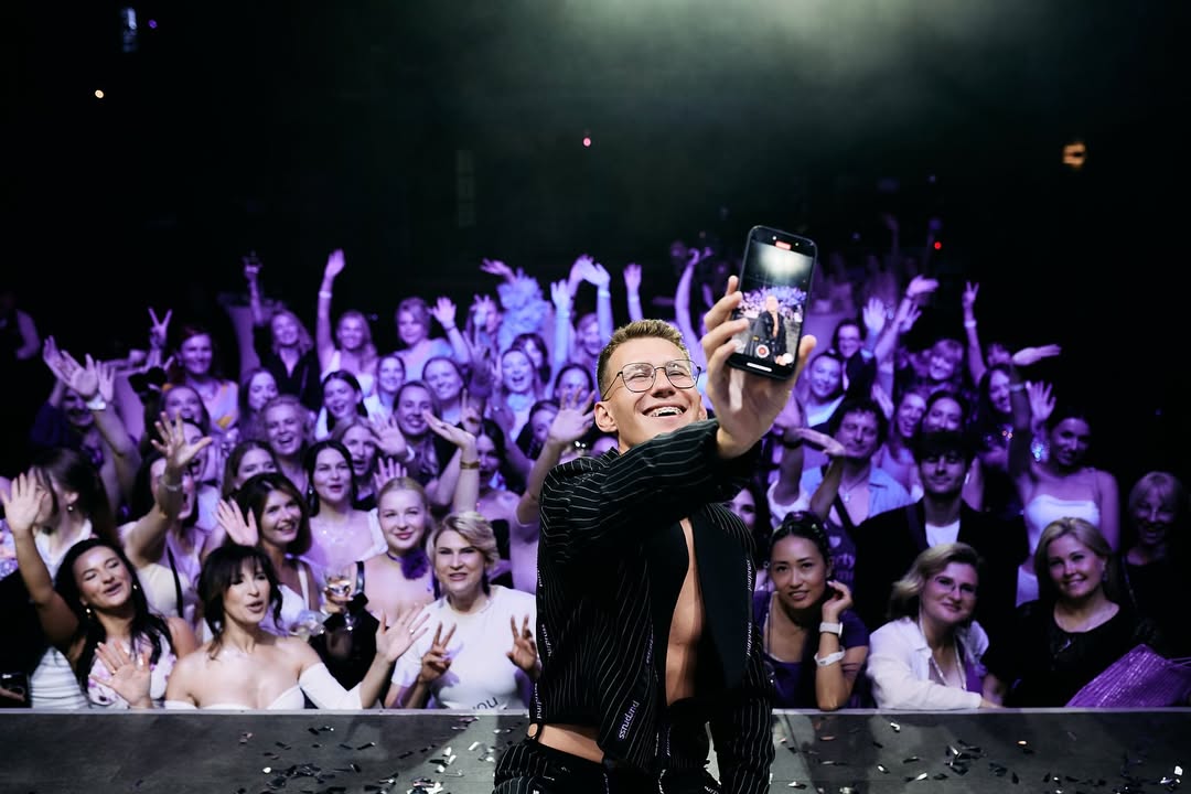 Действительно ли у Тины Кароль сложный характер? Звездный стилист рассказал о работе с певицей