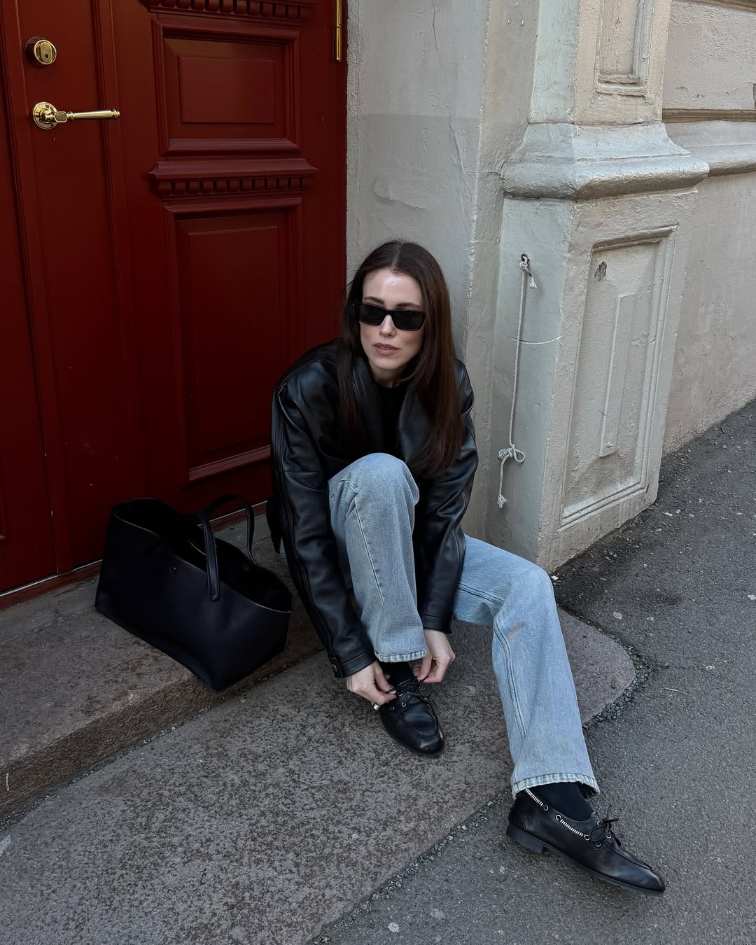 Лоферы - модный хит осени 2025: с чем носить такую обувь