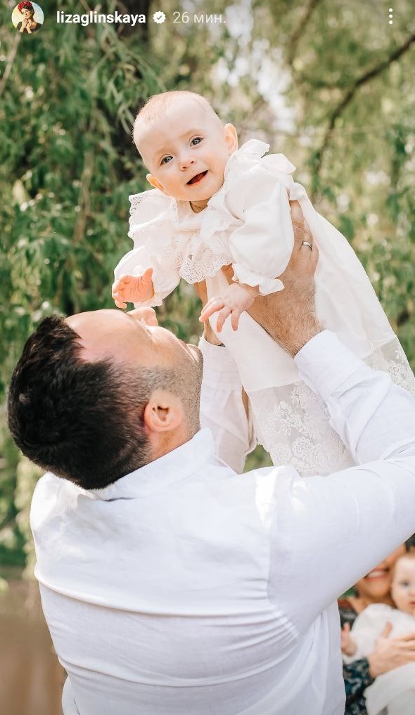 Зірка "МастерШеф" Ліза Глінська вперше за довгий час поділилася сімейними фото з чоловіком