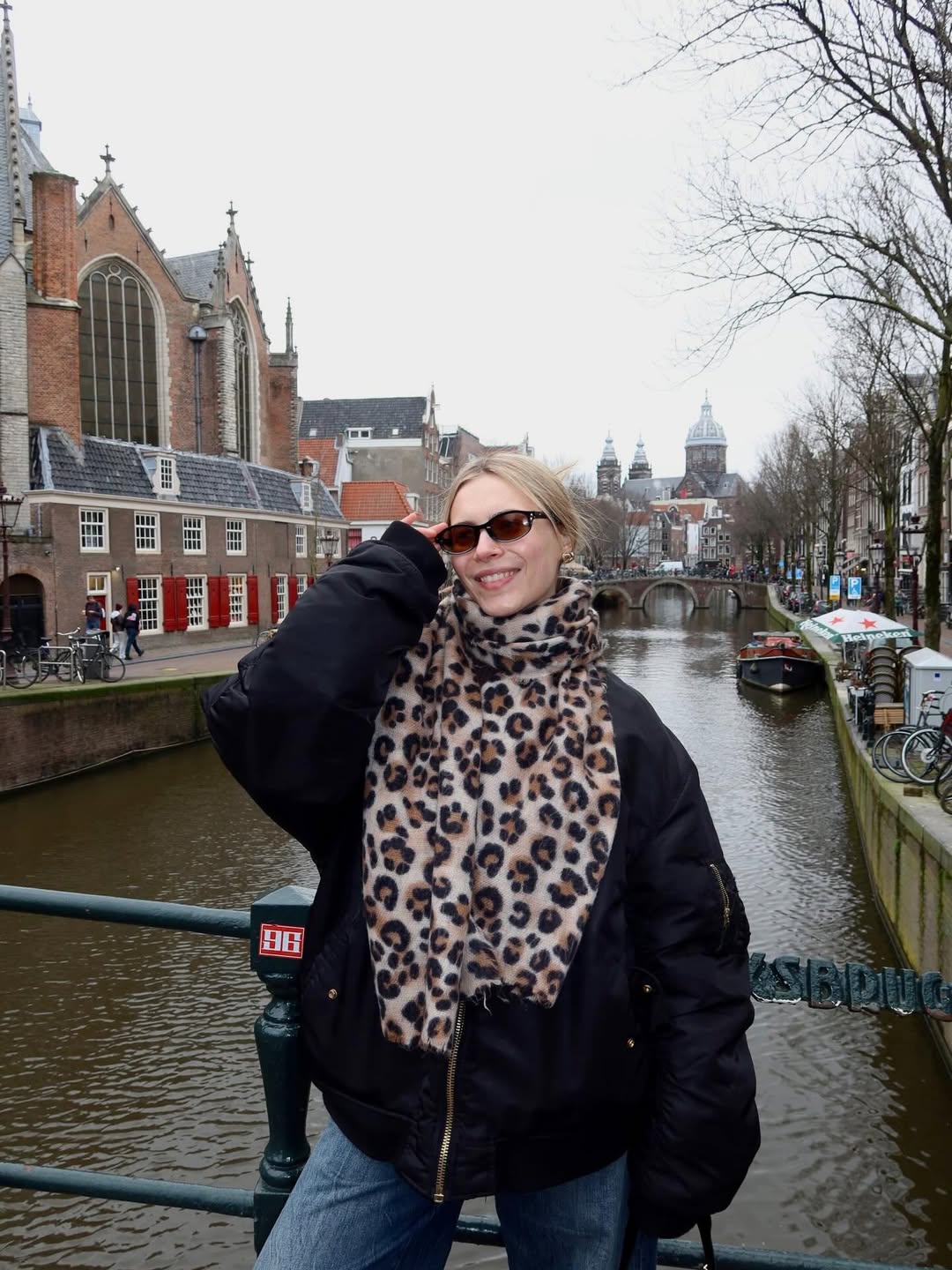 Олена Кравець показала, як змінилася її донька за 23 роки: рідкісні фото