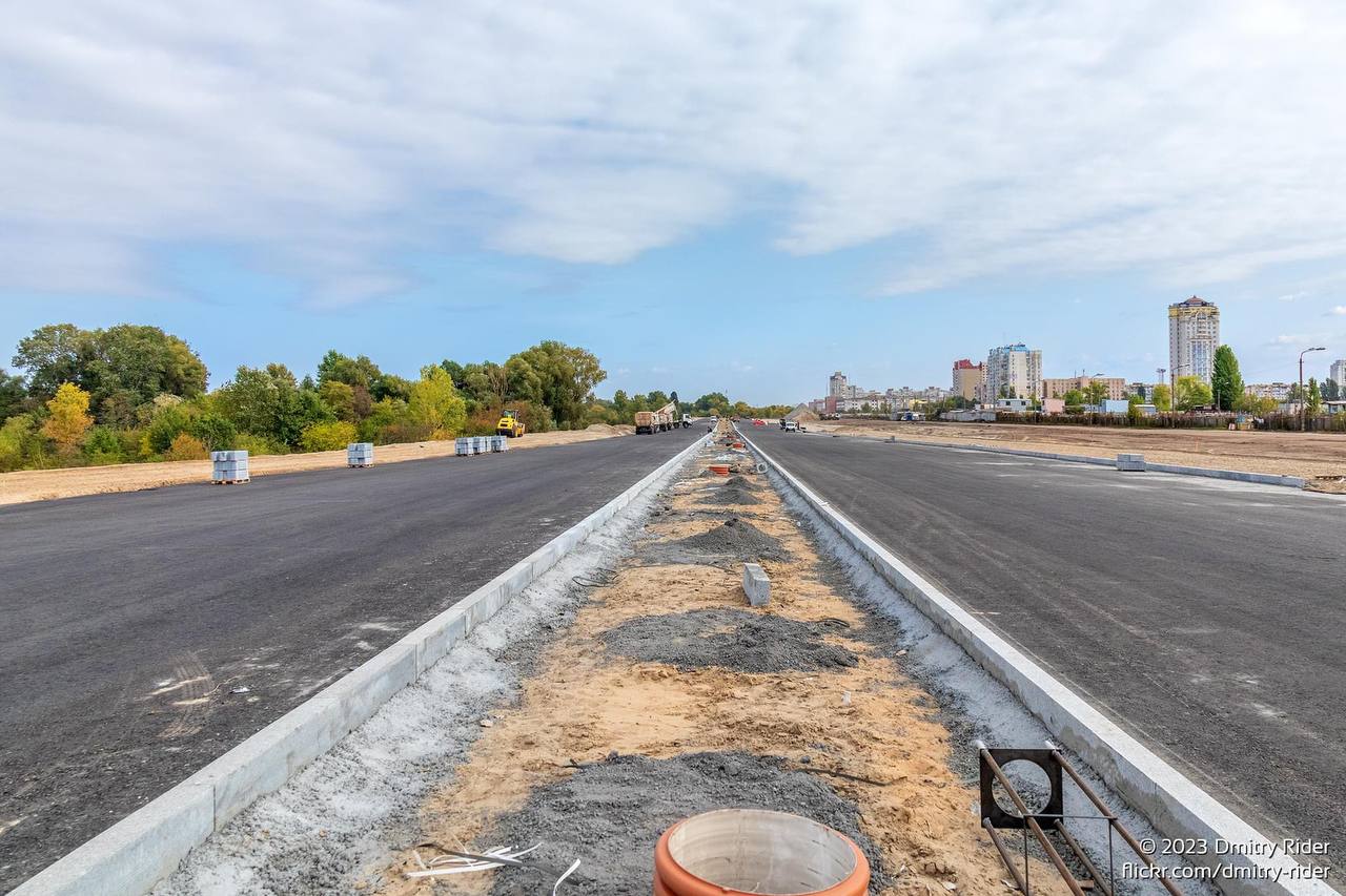 У Києві будують Велику кільцеву дорогу: що вже встигли зробити (фото)