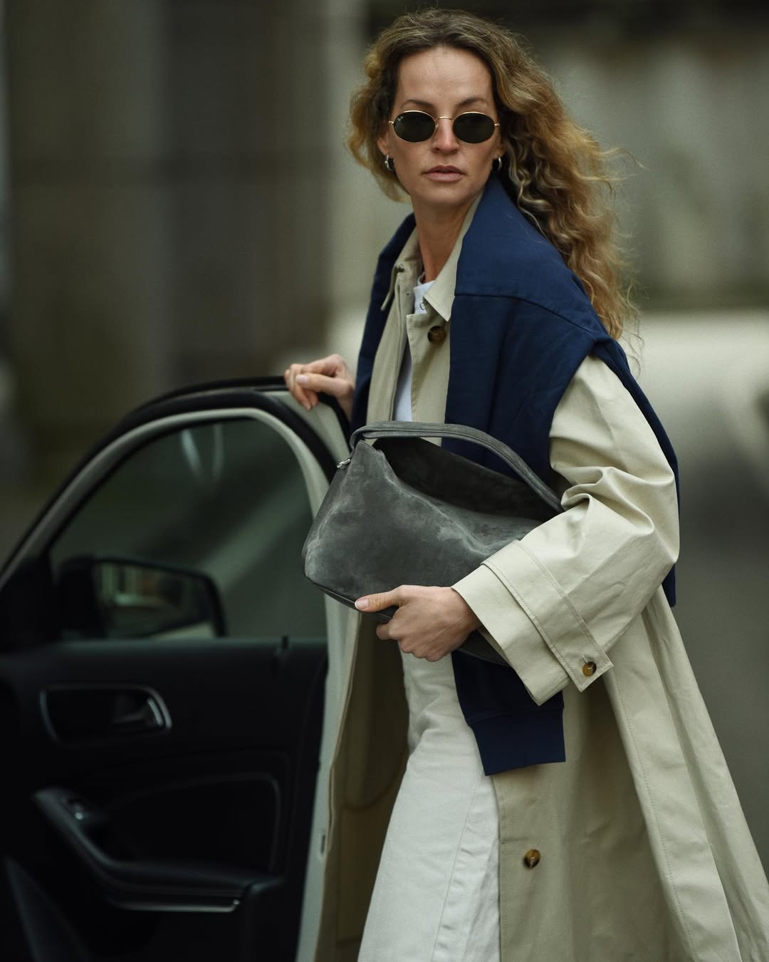 Как создать стильный многослойный образ: простые правила баланса цветов и фактур