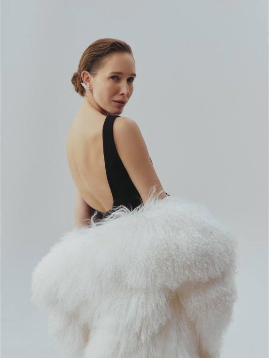 У чорному міні та шубі: Осадча ефектно привітала всіх Катерин з Днем янгола