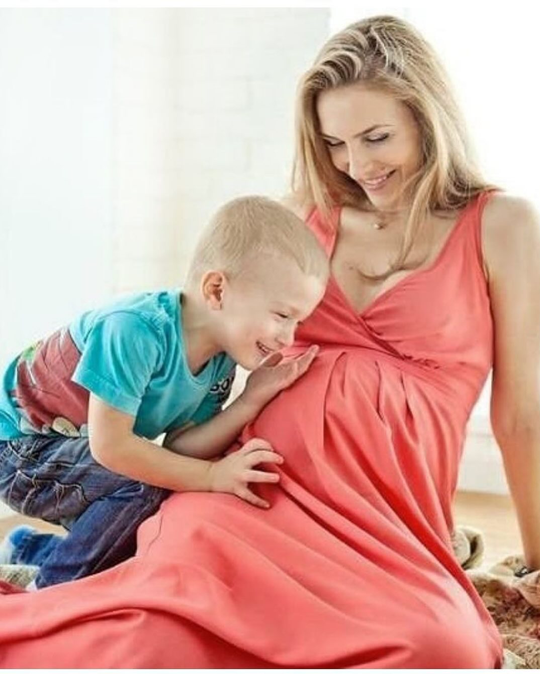 Марина Боржемська показала архівні фото сина-красеня: як він виглядав у дитинстві