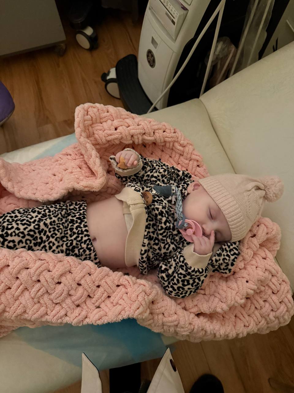 Блогерка-мільйонниця Верба опинилася в лікарні з 4-місячною донечкою: що відомо