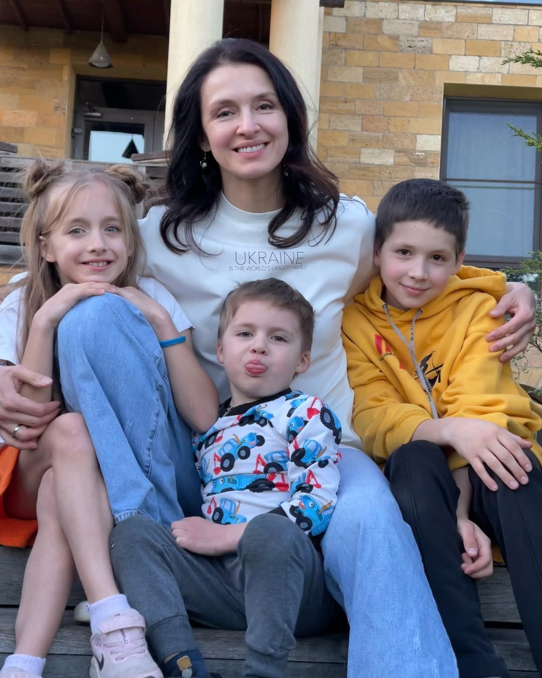 Звезда "плюсов" Валентина Хамайко показала младшего сына, который заметно подрос (фото)