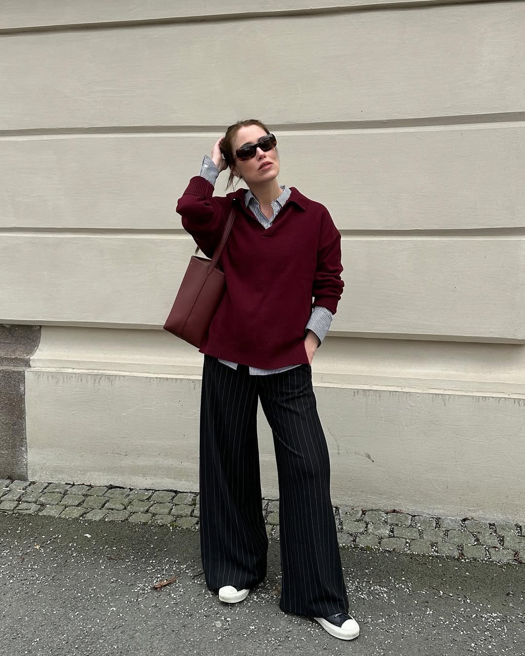 Головний колір осені - бордовий: як його носити, щоб виглядати стильно