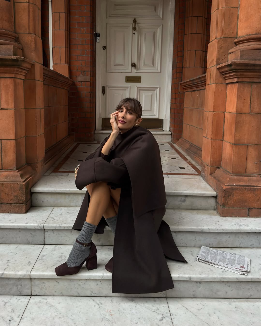 Трендові моделі пальт на зиму 2026: ретро, тваринний принт і пальто-халат