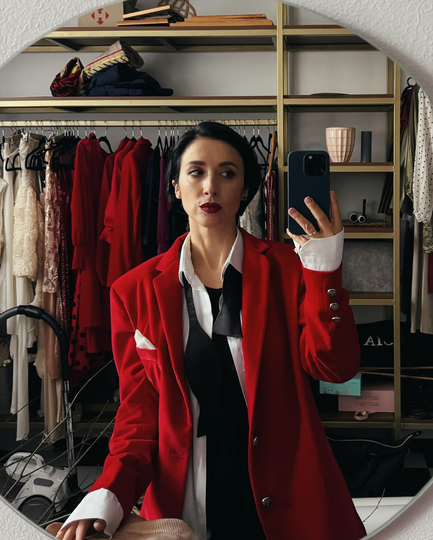 Завальская из "Алиби" назвала реальную причину распада группы, в которой пела с родной сестрой