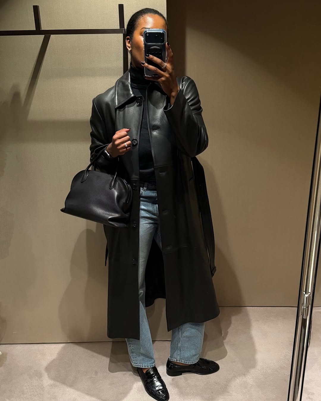 Яку куртку купити на весну, щоб носити роками: 5 універсальних варіантів