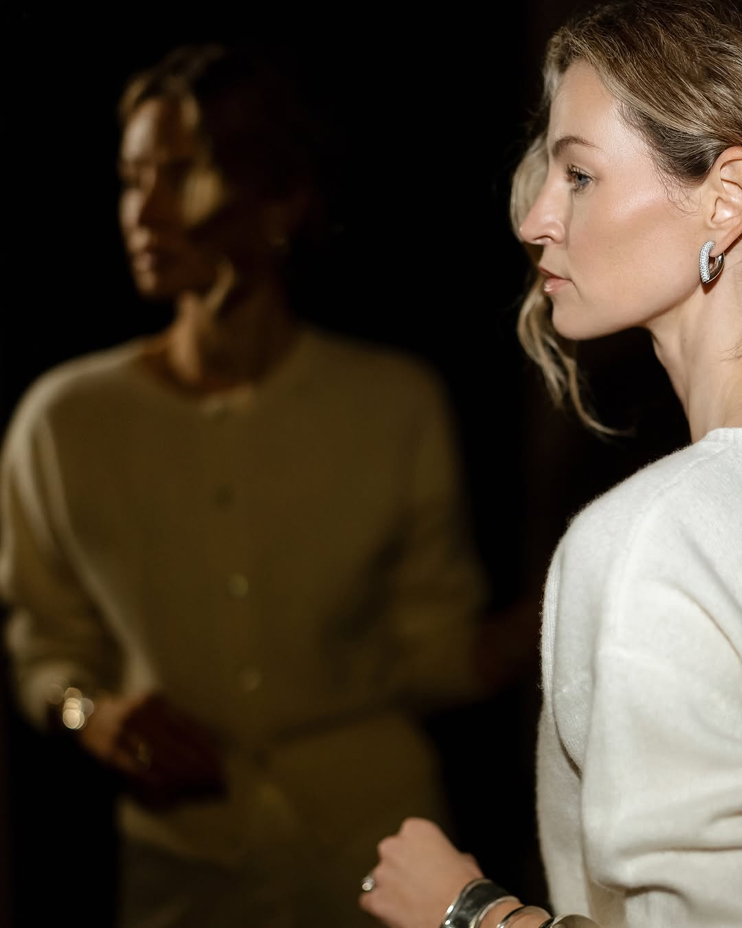 Total white look: елегантний образ на День Валентина, який зможе повторити кожна