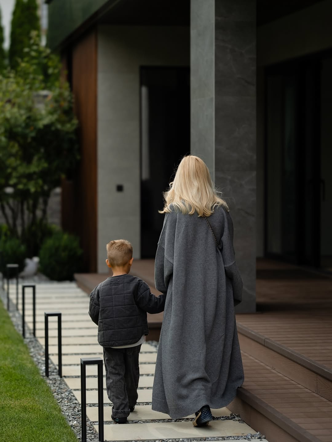 Как выглядит самый модный кардиган на осень 2025: Даша Квиткова задает тренды