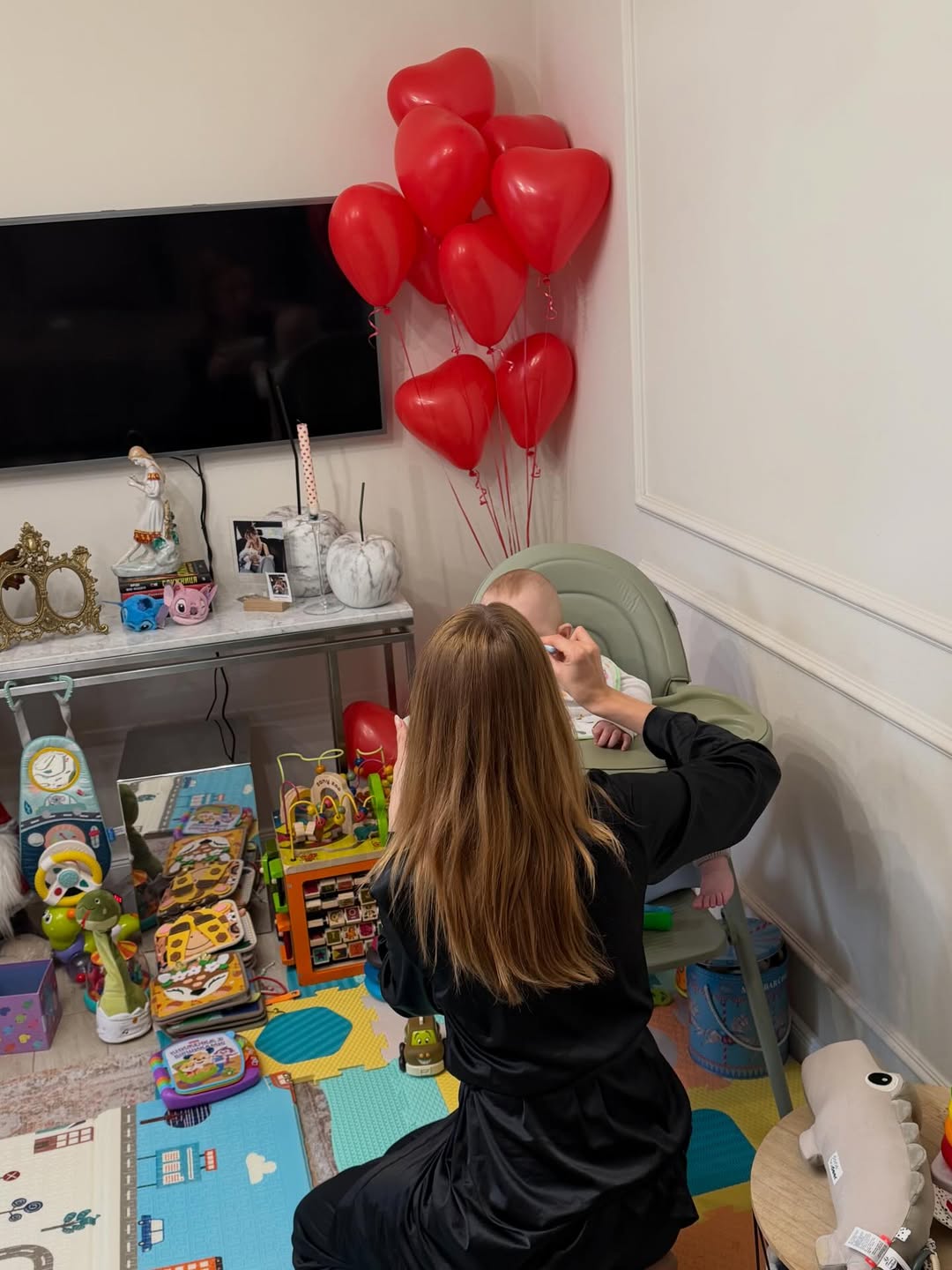 Леся Нікітюк показала 9-місячного сина: ви не повірите, що він зробив удома