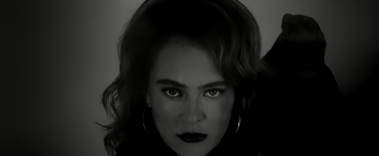 Солист Rammstein, который ранее поддержал Украину, выпустил клип, снятый с россиянами в Москве