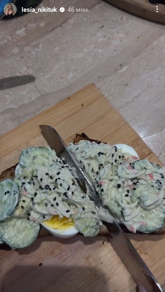 Леся Нікітюк зробила хвалений салат з ТікТоку і припустилася помилки: що сталося