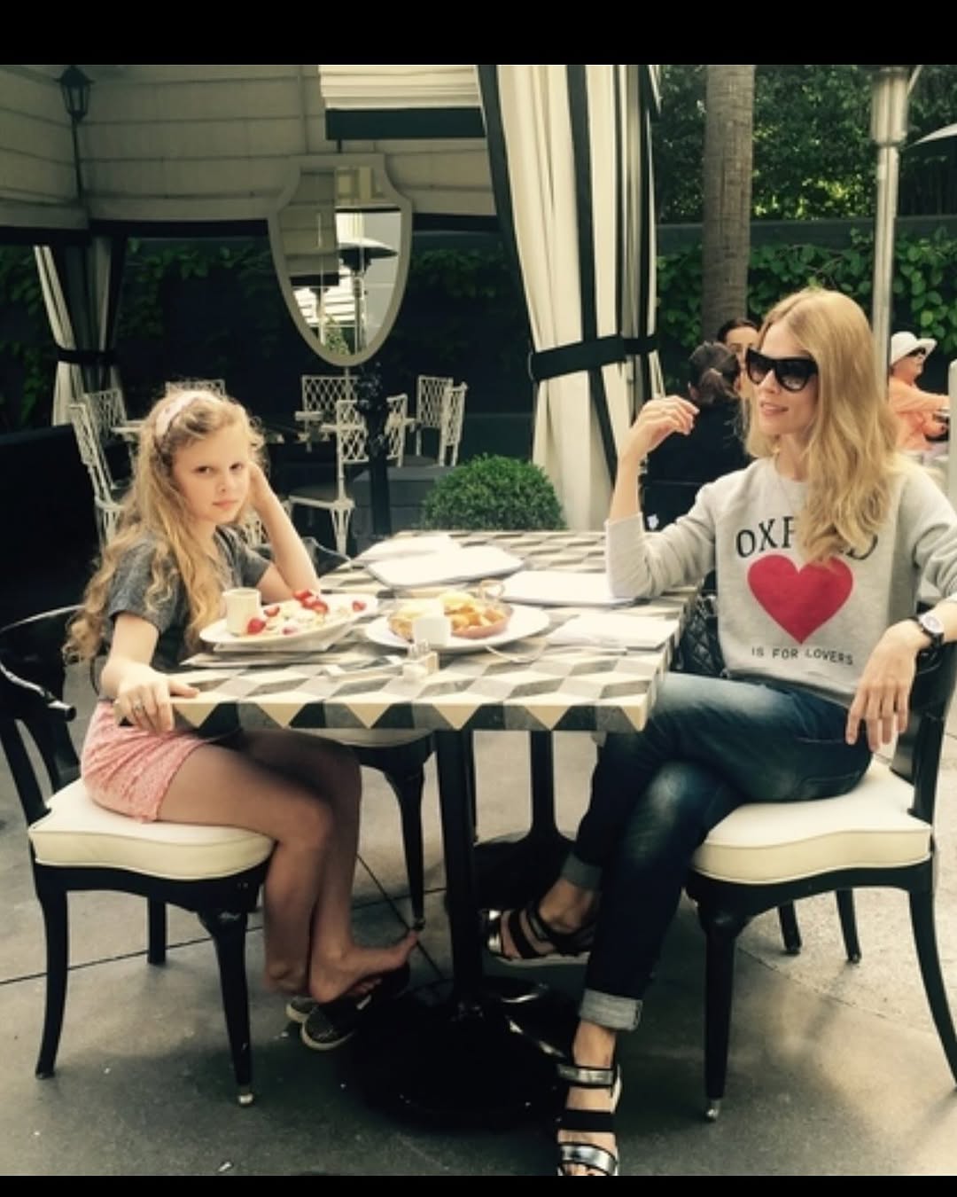 Фреймут показала старшую дочь на редких архивных фото: как она выглядела в детстве и сейчас