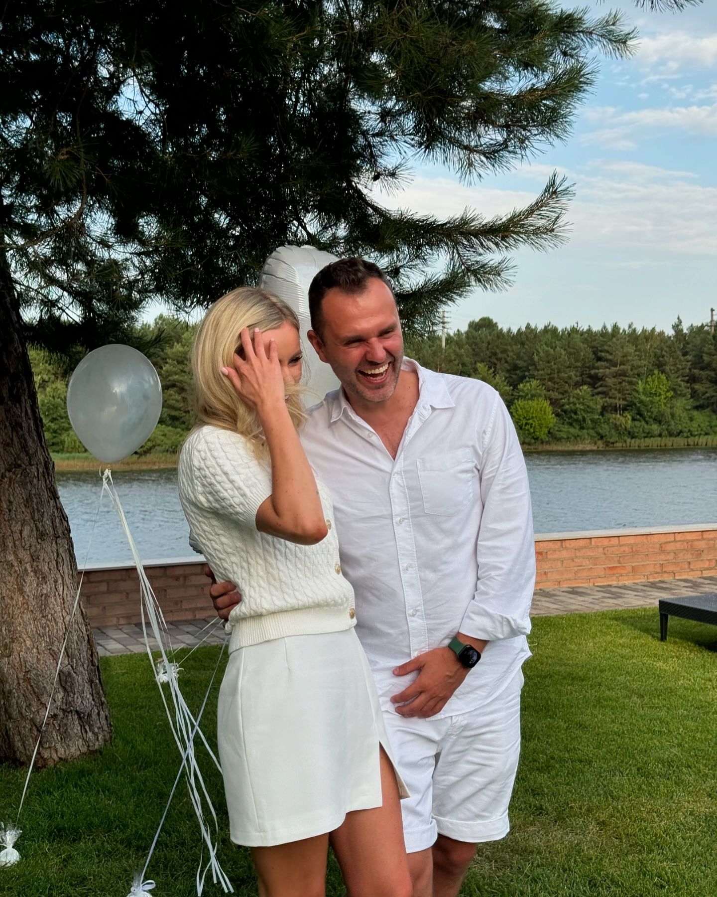 Учасник "Холостячки" вперше показав фото своєї "мудрої" коханої