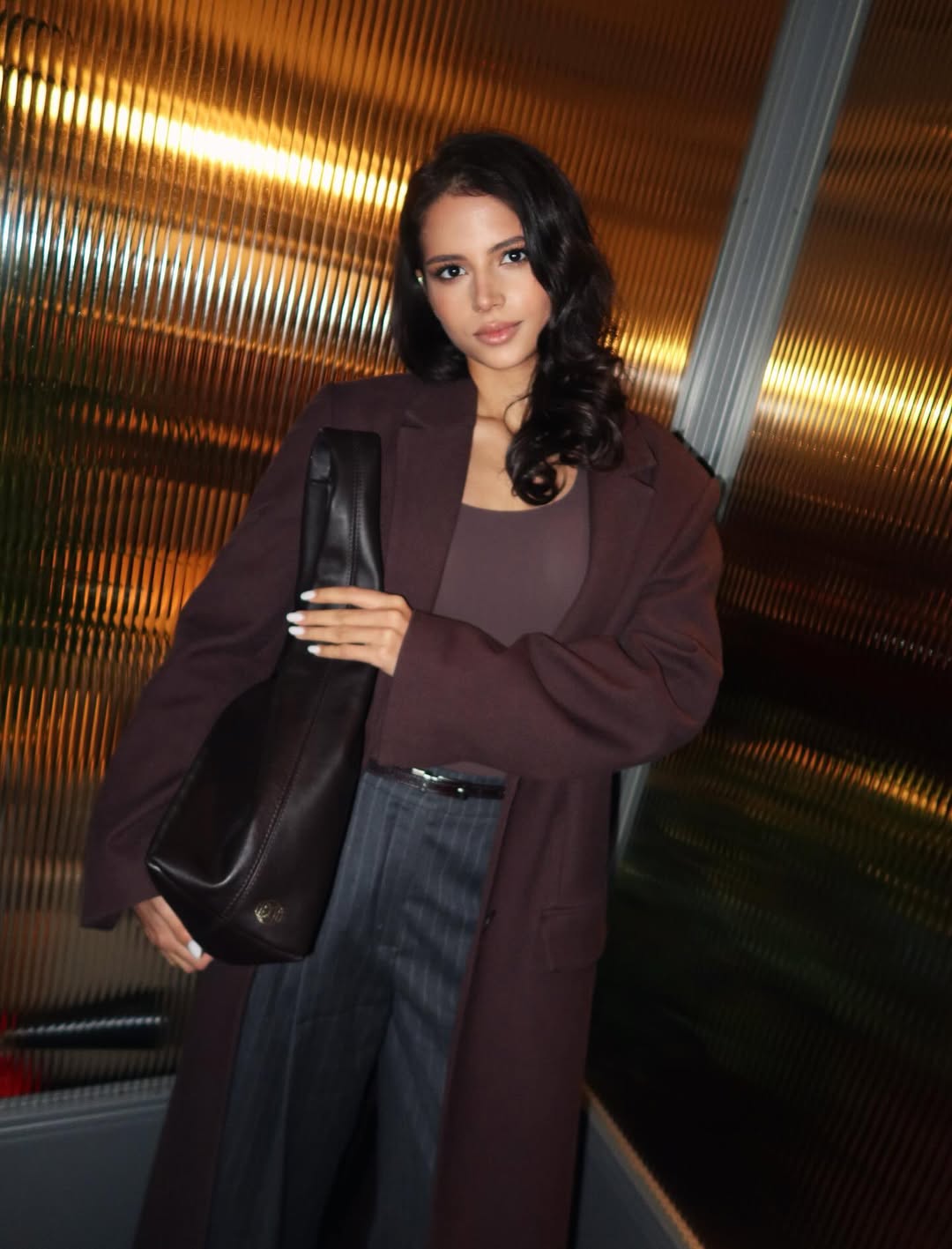 Софія Шамія показала стильний міський образ, який личить усім