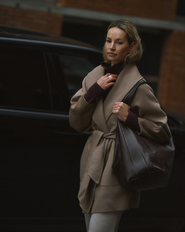 Як модно одягатися взимку: топ-5 трендових речей, які варто додати в свій гардероб у 2025 році