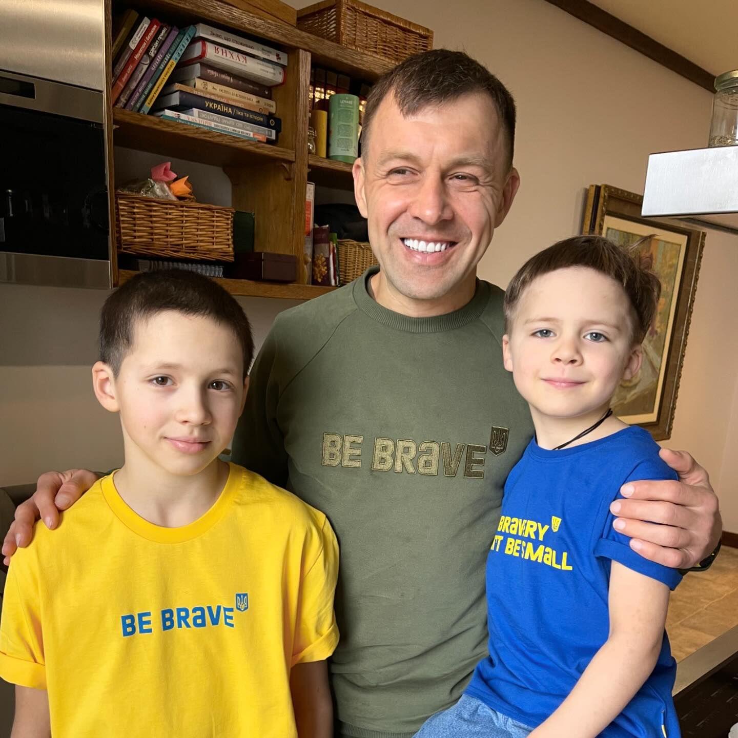 Зірка "плюсів" Хамайко розповіла про чоловіка-військового та свій стан: "Відчуваю безсилля"