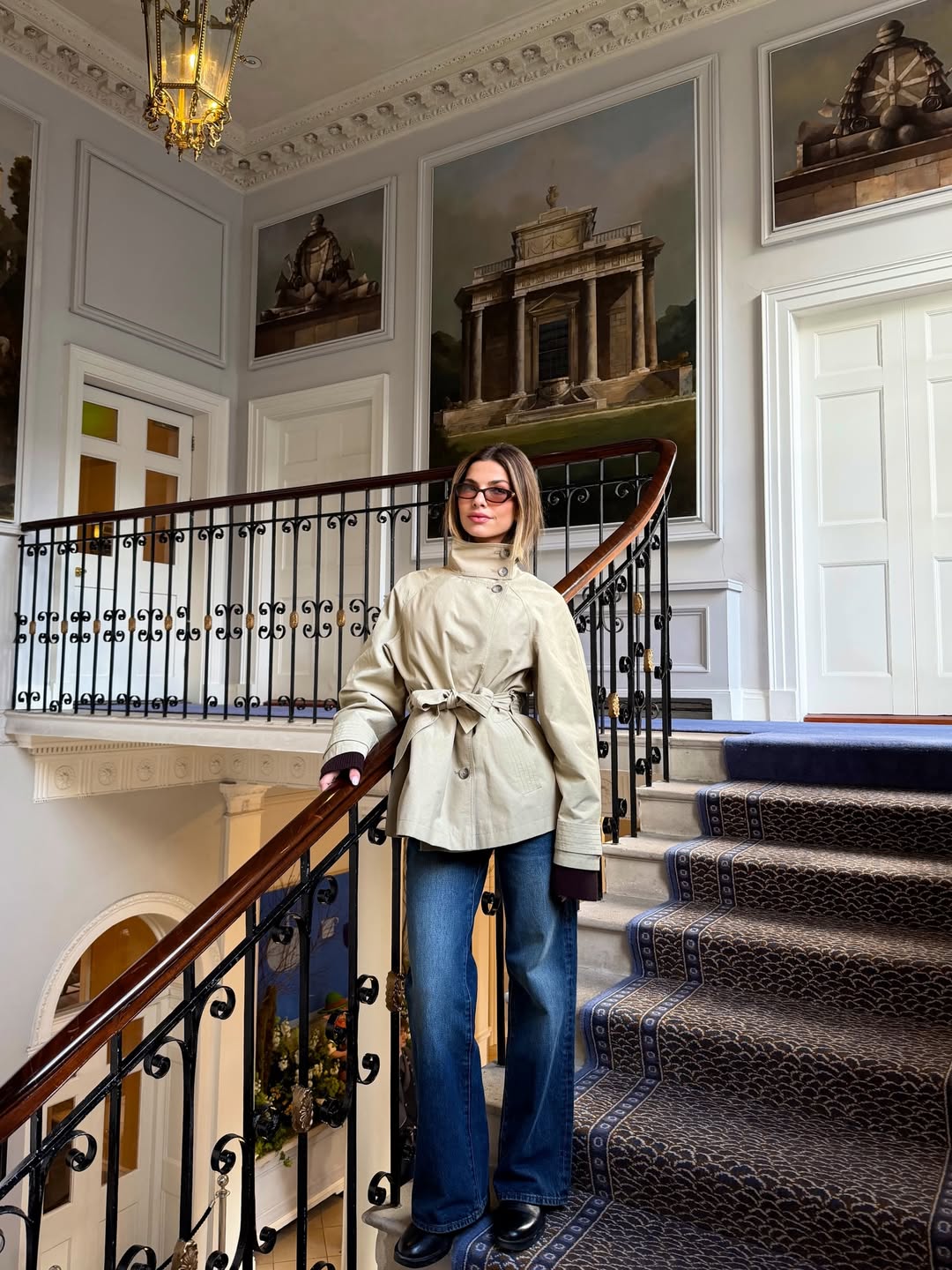 Яку куртку купити на весну, щоб носити роками: 5 універсальних варіантів