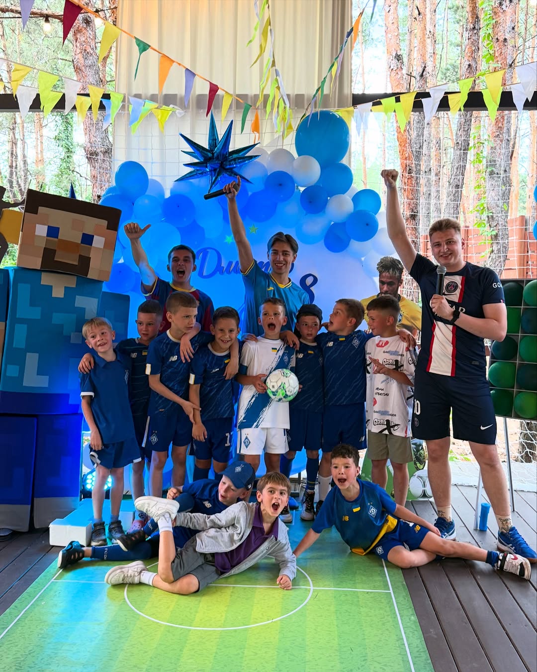 День народження з Монатіком і героями Minecraft: Решетніки влаштували шикарну вечірку для сина