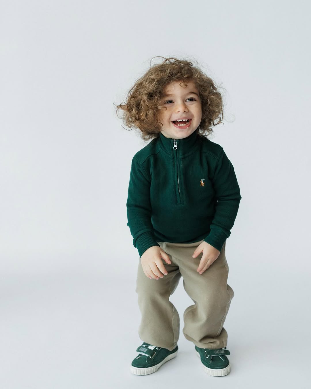 Колишній "Холостяк" Іраклі Макацарія вперше показав обличчя 2-річного сина: на кого він схожий