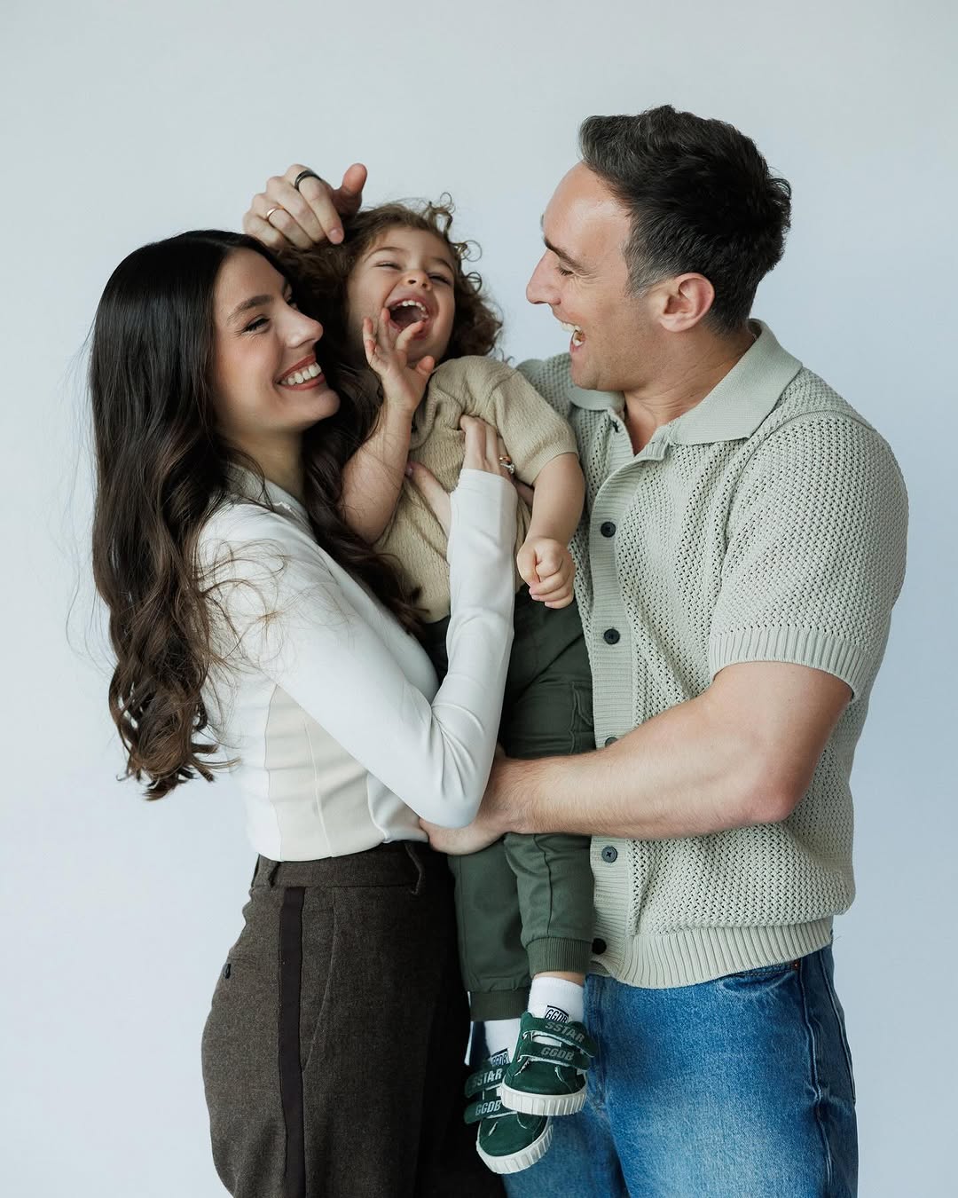 Колишній "Холостяк" Іраклі Макацарія вперше показав обличчя 2-річного сина: на кого він схожий