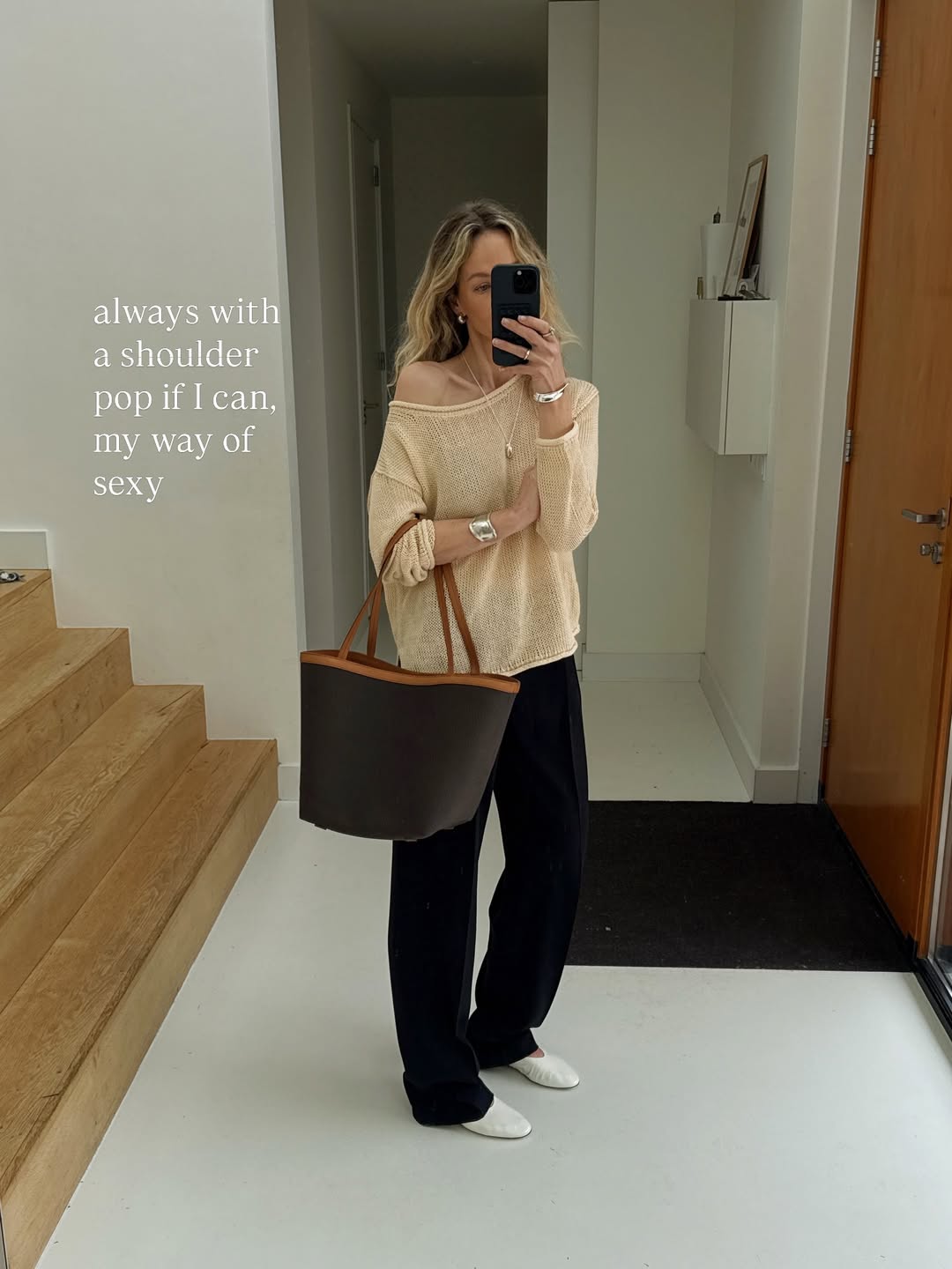 5 базових речей на весну 2026: поєднуються з усім і економлять місце в шафі