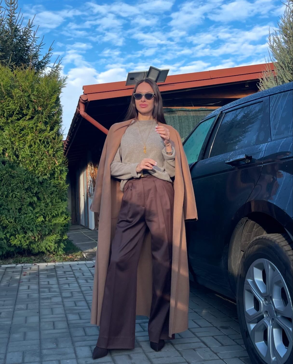 Тепле пальто на зиму: які фасони та тренди обирають Злата Огнєвіч, Христина Горняк та дружина Павліка