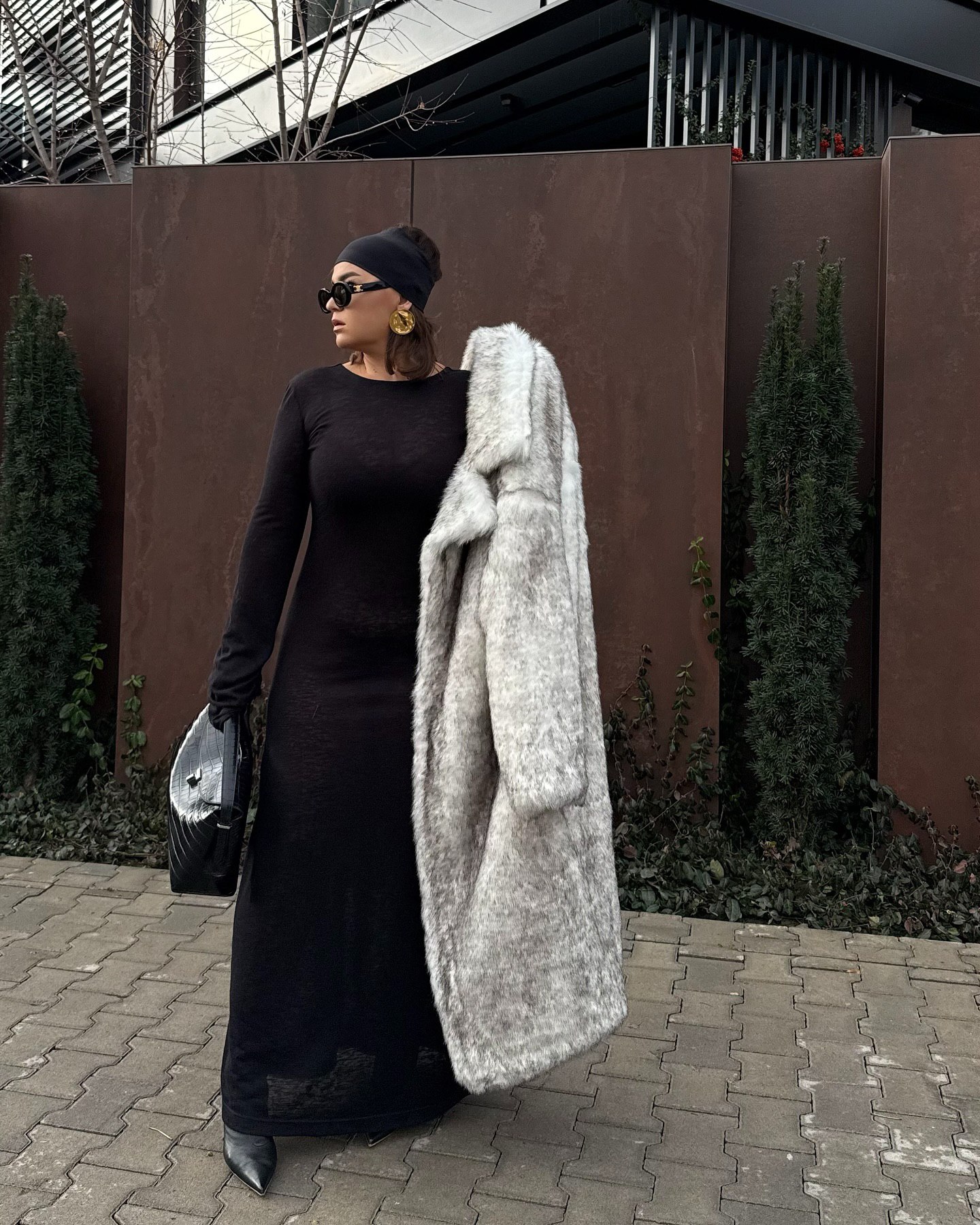 Тепле пальто на зиму: які фасони та тренди обирають Злата Огнєвіч, Христина Горняк та дружина Павліка