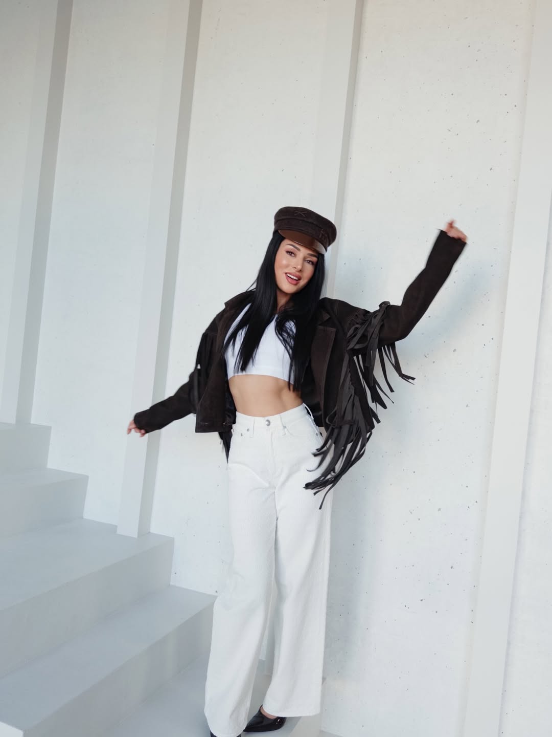 Эти джинсы делают фигуру идеальной: Злата Огневич показала тренд весны 2026