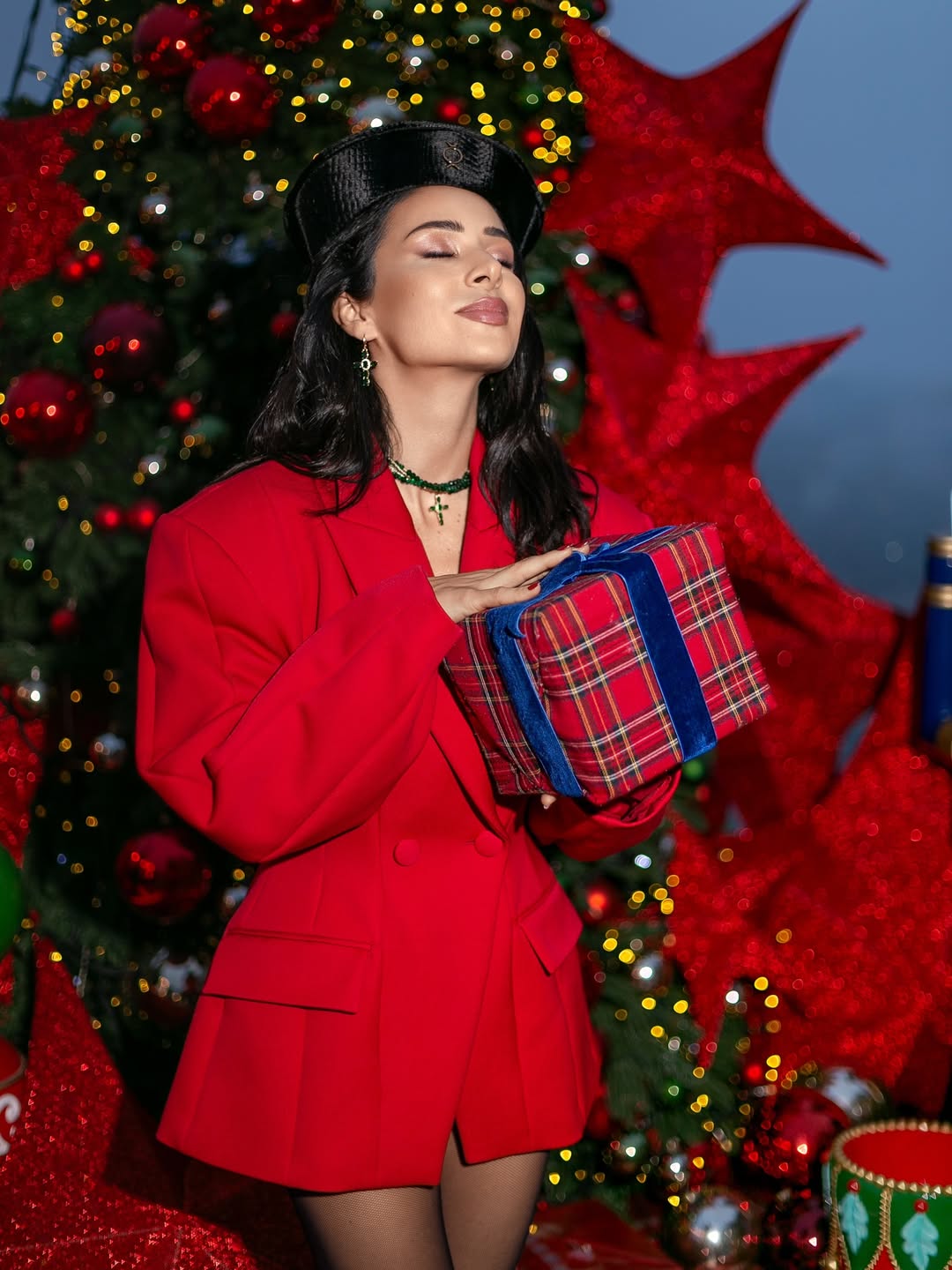 Як виглядати ефектно на Різдво та Новий рік: приклад від Злати Огнєвіч