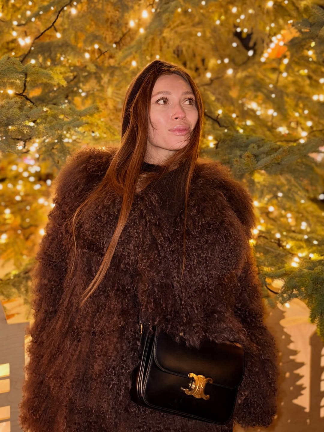 Шуби з екохутра стали хітом зими 2025: як їх носять Нікітюк, Єфросиніна і Світлицька