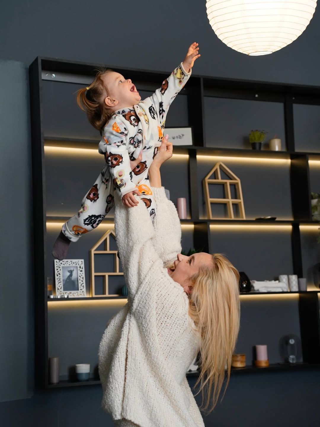 Ребрик показала найменшу доньку на нових фото та розчулила зізнанням про неї