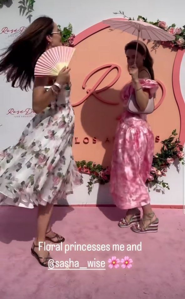 Спекотний тренд літа: зірка "Холостяка" показала "лук", у якому кожна виглядатиме як принцеса