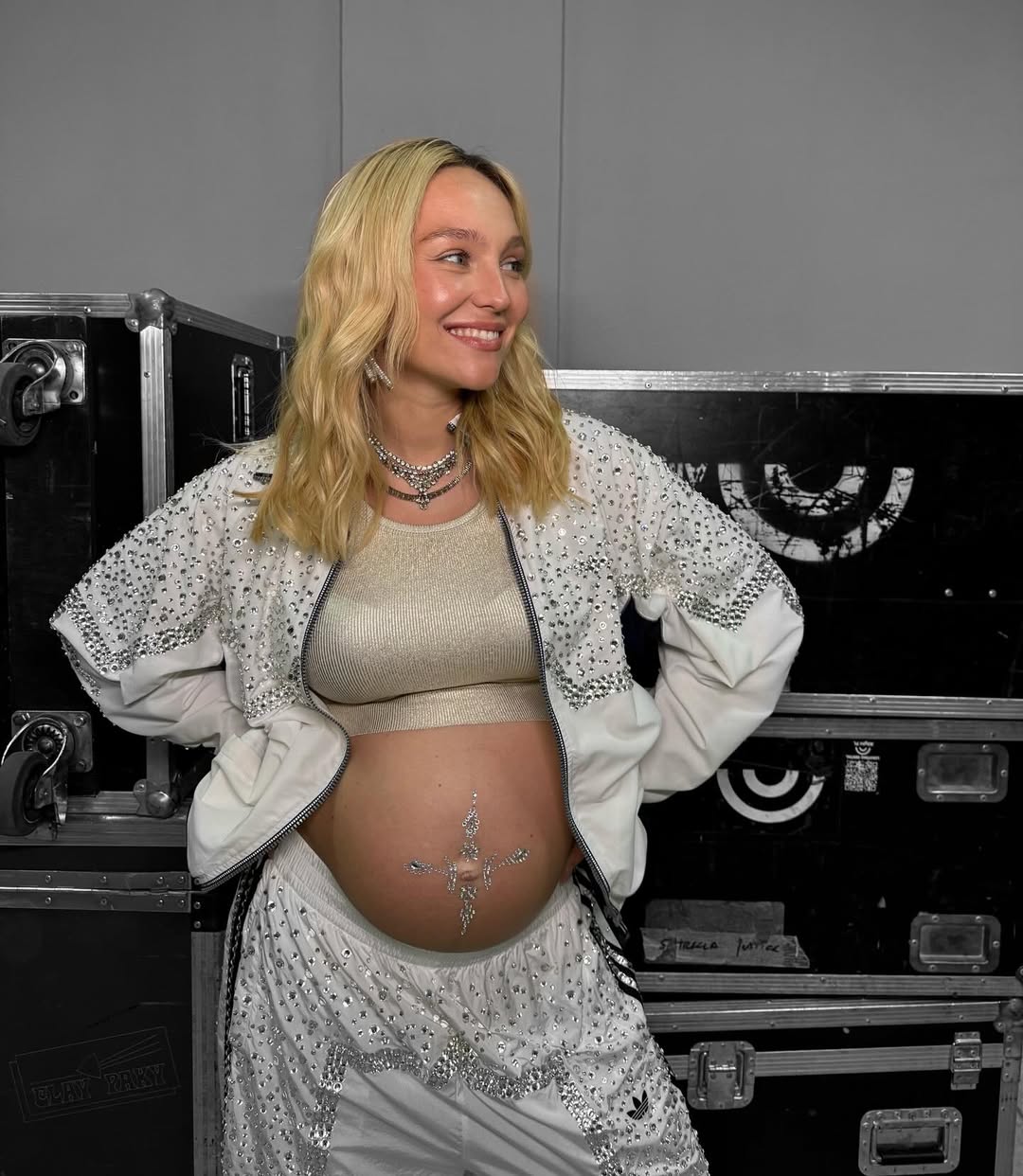 ROXOLANA впервые стала мамой и рассекретила имя ребенка