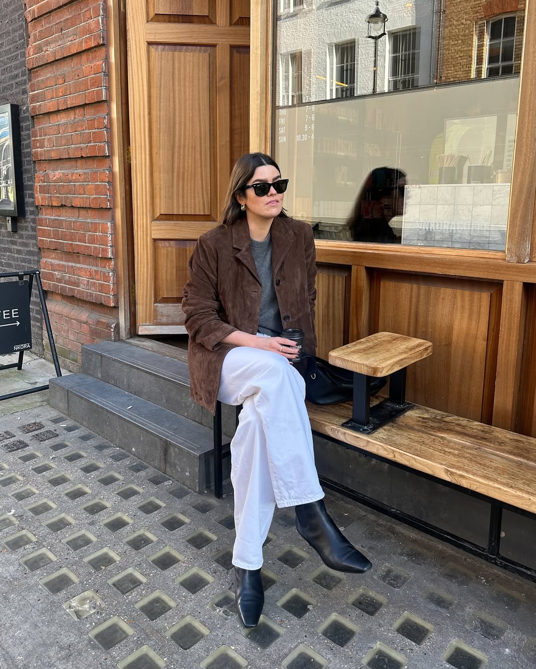 Самые модные джинсы на весну 2026: 5 беспроигрышных сочетаний, которые работают всегда