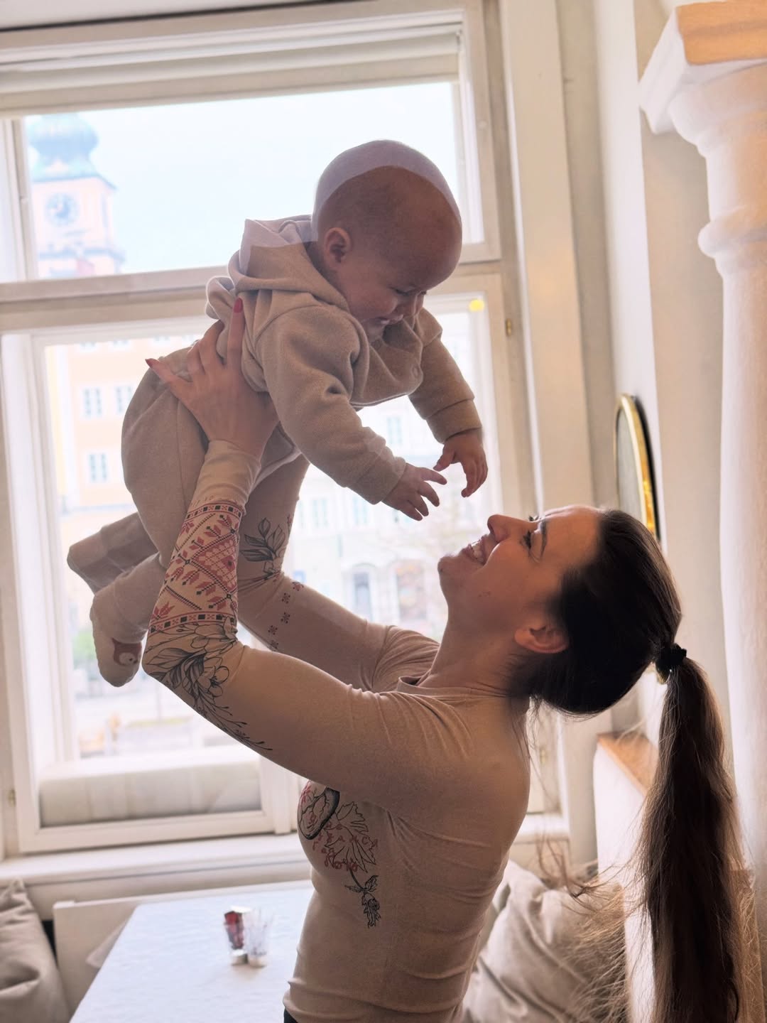 Бывшая Дзидзьо показала 10-месячного сына на новых фото: как он изменился