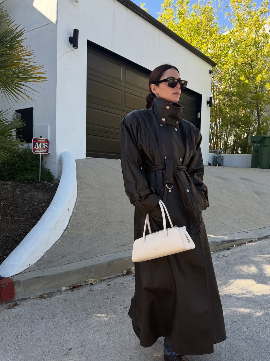 Трендові моделі пальт на зиму 2026: ретро, тваринний принт і пальто-халат