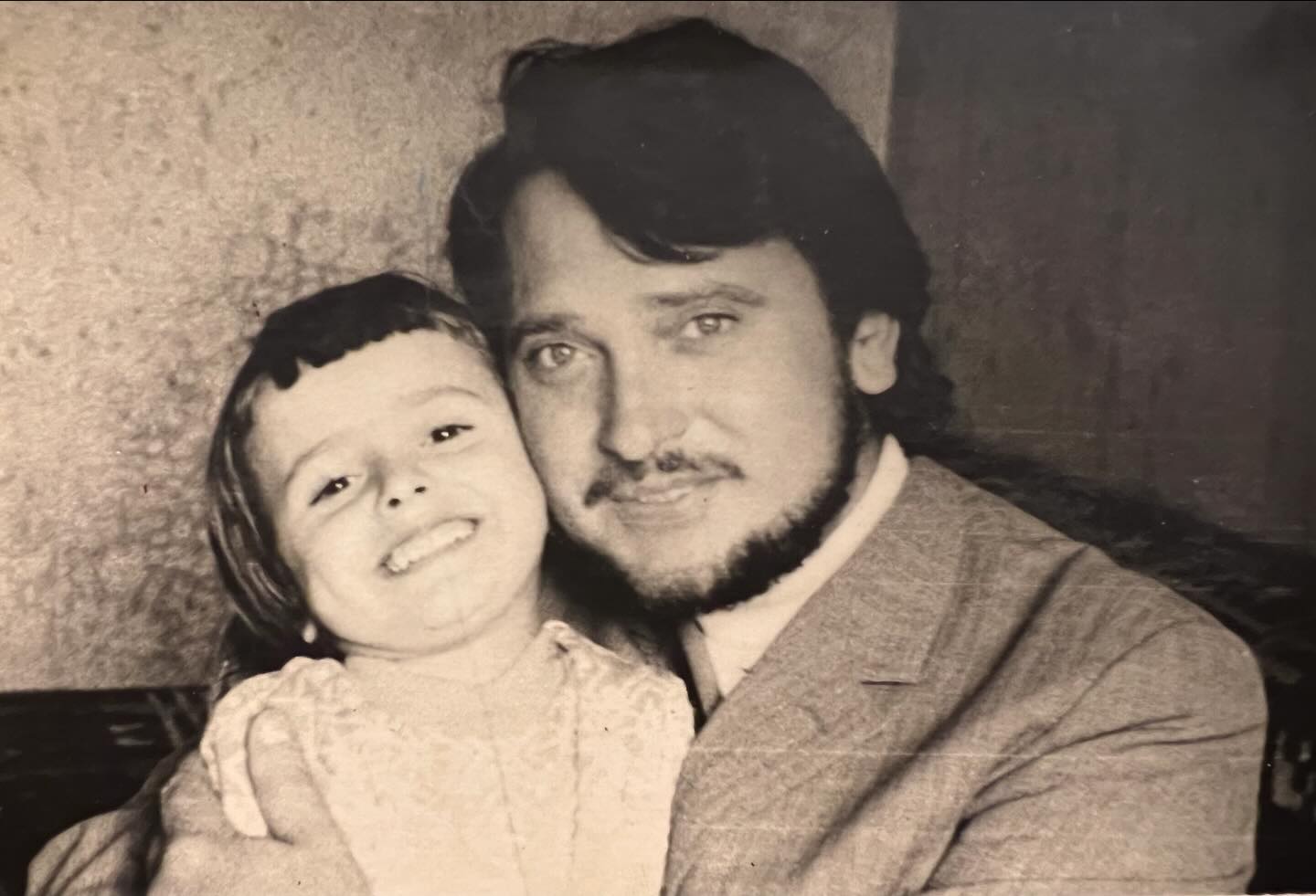 Ольга Сумская почтила память отца трогательными фото