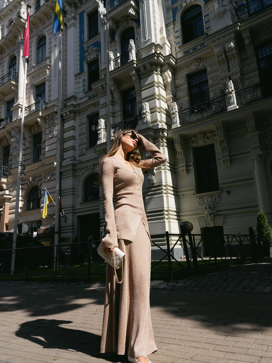 Донька Віри Брежнєвої показала трендове взуття літа 2025: як воно виглядає