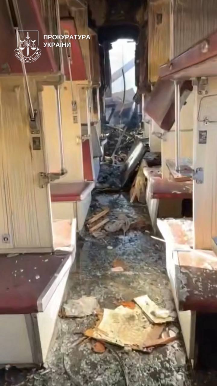 У Шостці загинула людина через удар РФ по залізничному вокзалу