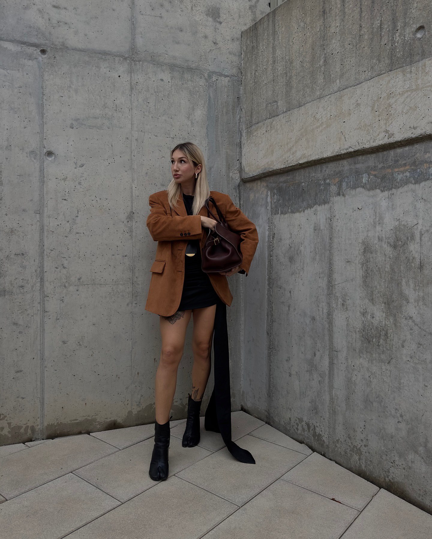 Скандальна блогерка Пренткович змінила імідж на сьомому місяці вагітності: як вона виглядає