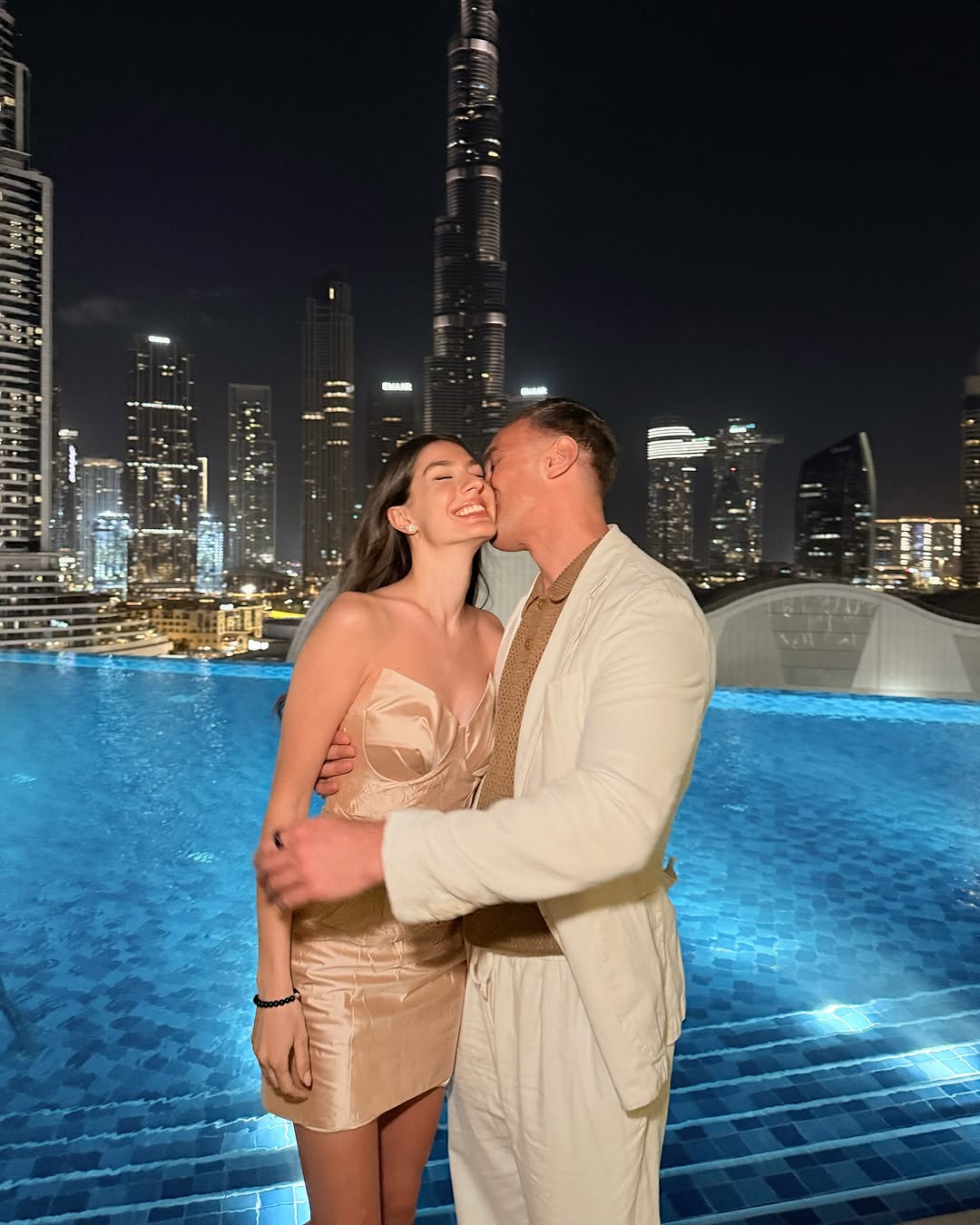 Колишній "Холостяк" Макацарія зачарував фото красуні-дружини: як вона виглядає через 2 місяці після пологів