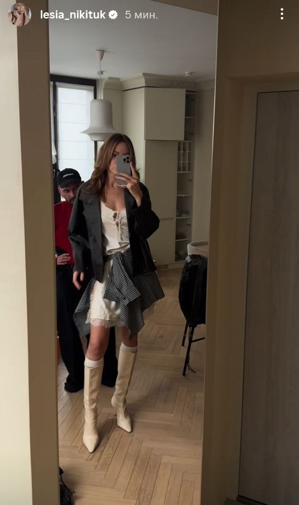 Леся Нікітюк показала наймодніші чоботи на осінь 2025