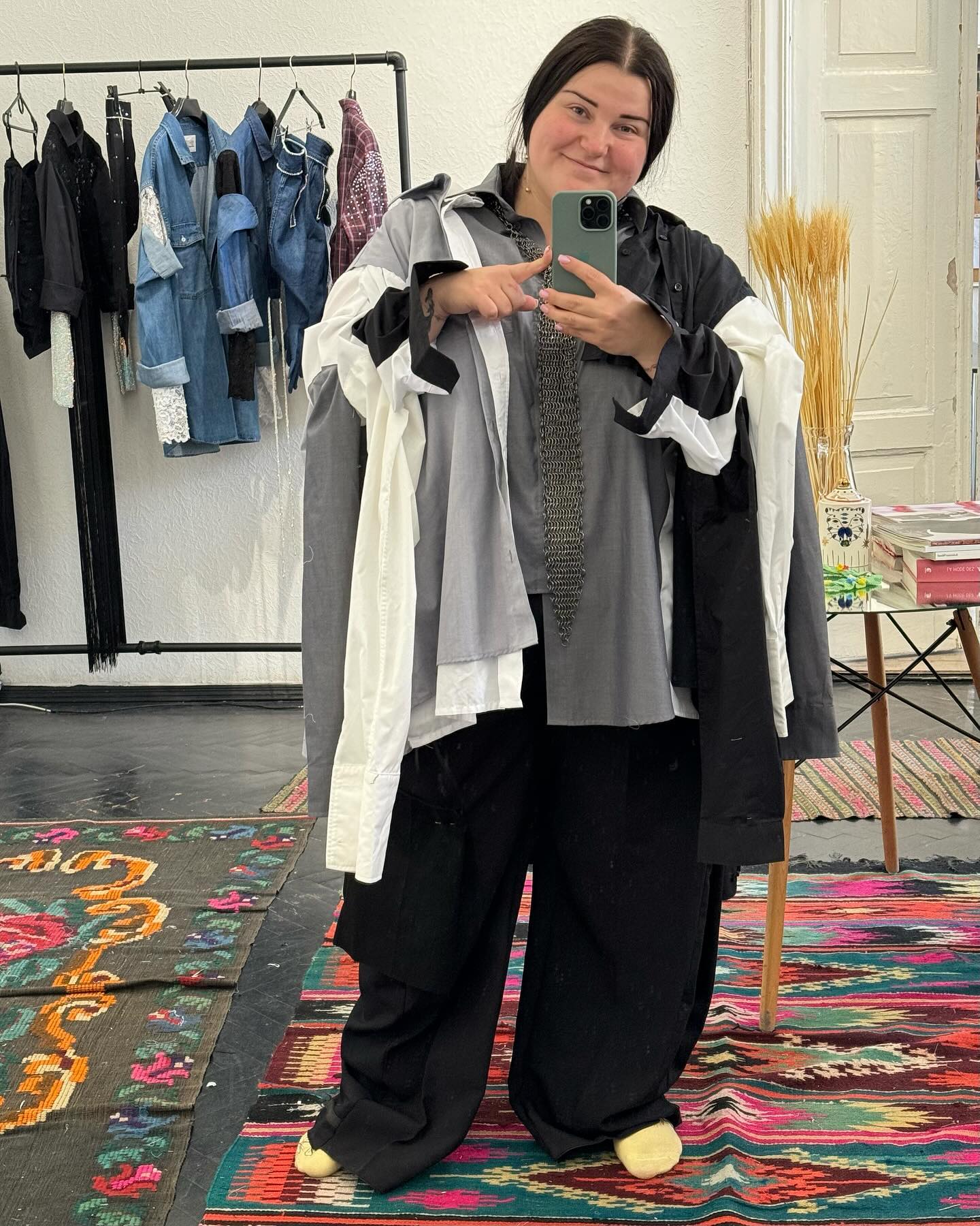 "Це пропаганда ліні": відома співачка жорстко висловилася на адресу alyona alyona та солістки KAZKA