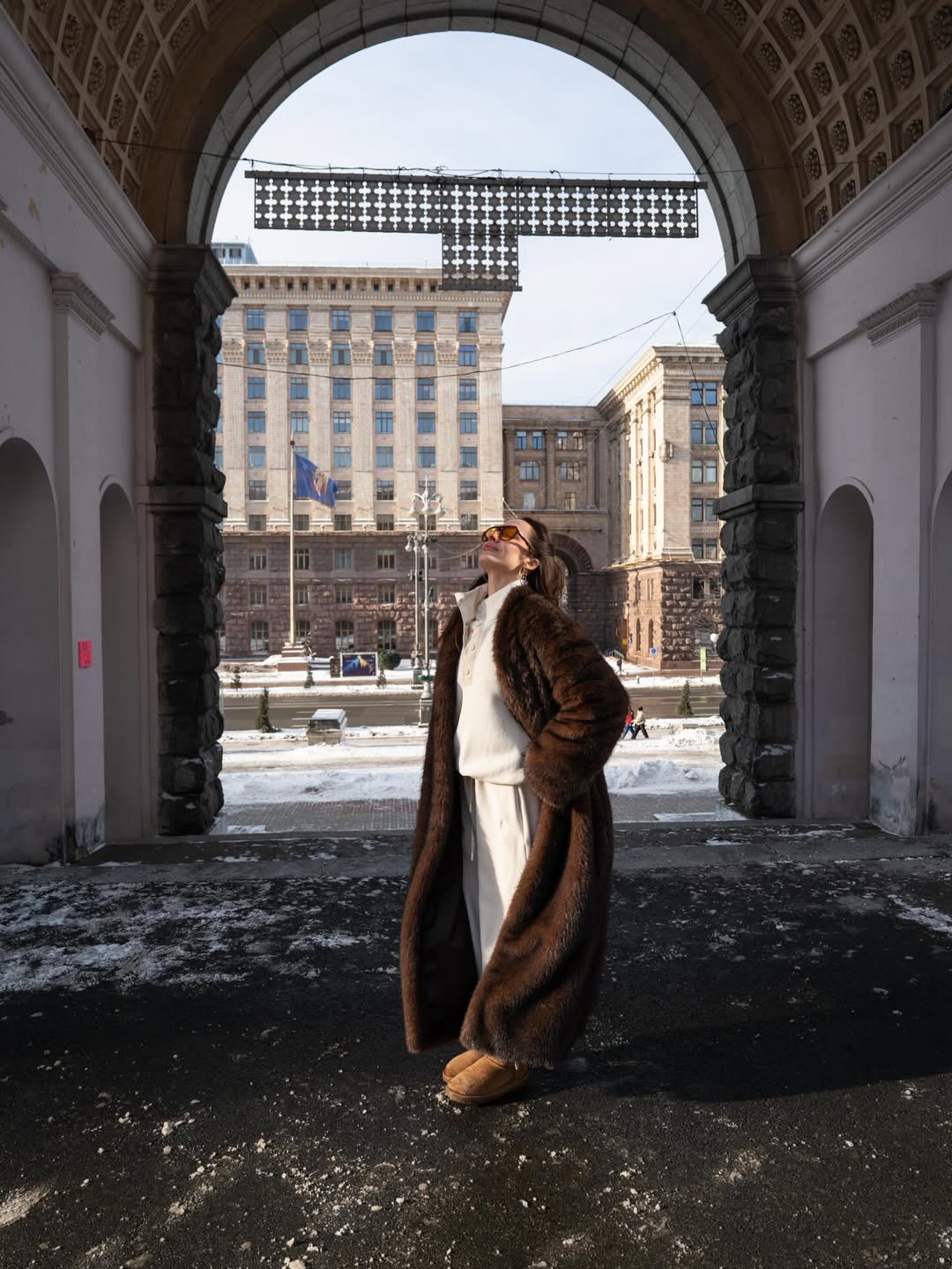 Екошуби на зиму 2026: три різні образи від українських знаменитостей