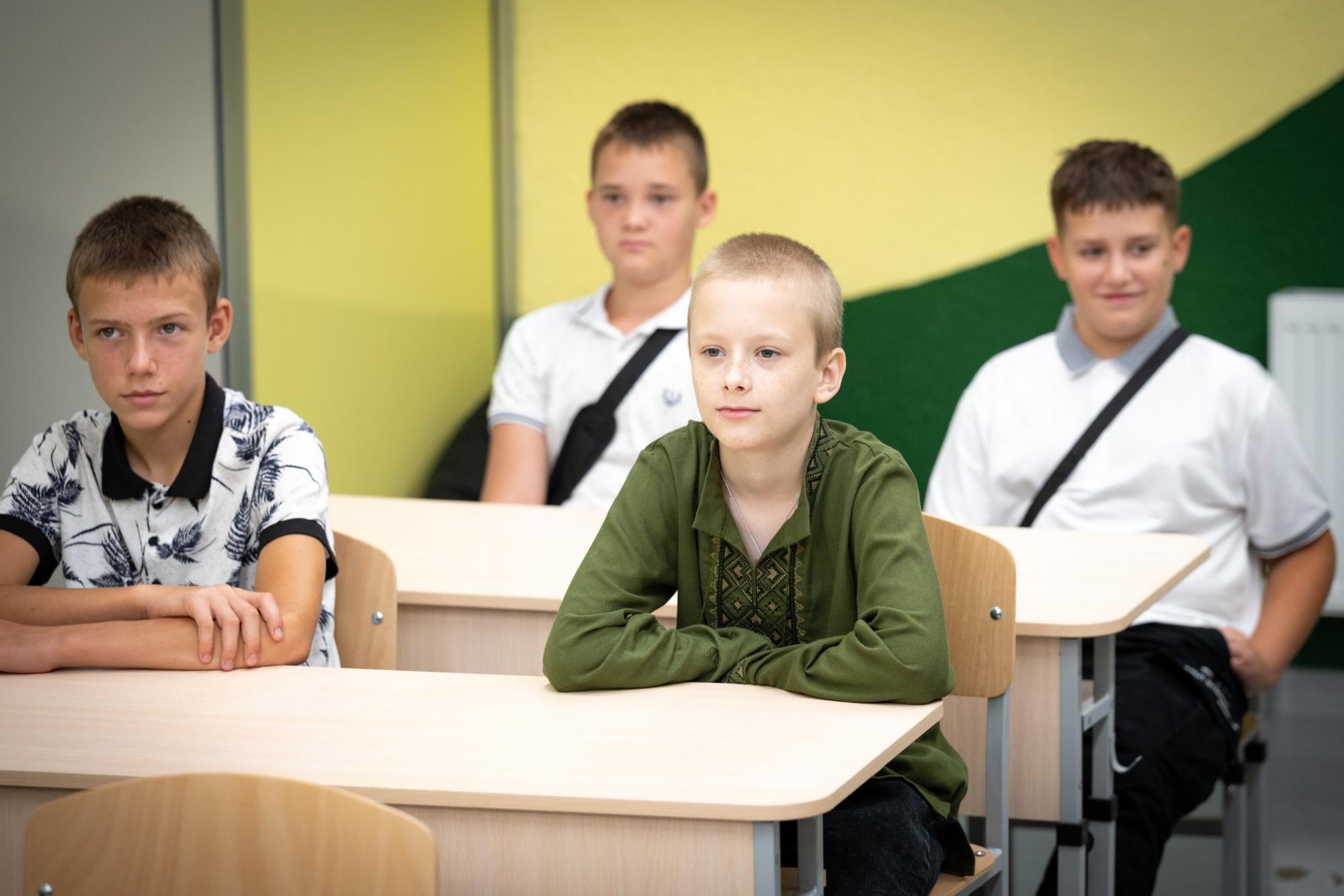 На Херсонщині відкрили дві підземні школи: майже 1000 дітей тепер навчаються у безпеці